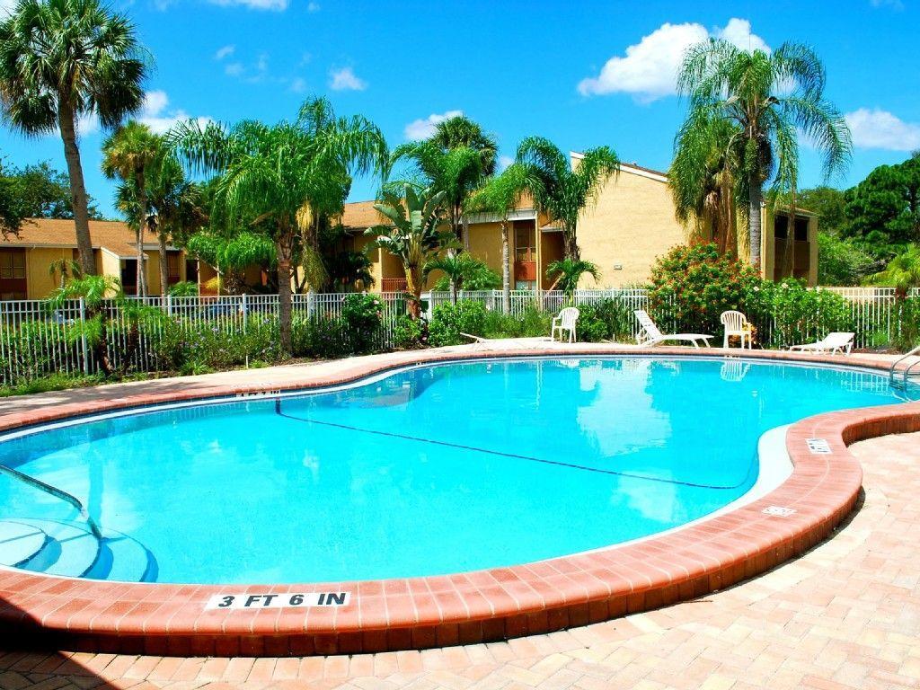 2Br/1Ba Vacation Rental - Sienna Park Сарасота Экстерьер фото