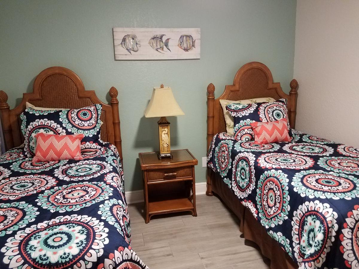 2Br/1Ba Vacation Rental - Sienna Park Сарасота Экстерьер фото