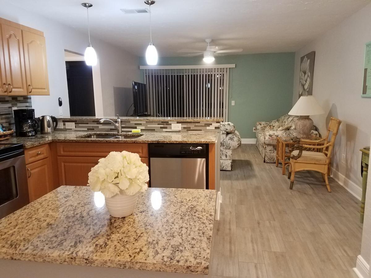 2Br/1Ba Vacation Rental - Sienna Park Сарасота Экстерьер фото